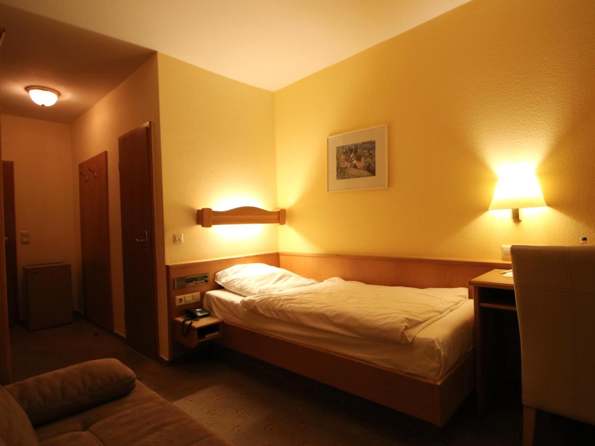 Hotel Gasthof Baeren Weingarten  Esterno foto